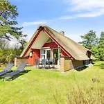 Dom wakacyjny Efimija - 1-4km From The Sea By Interhome *
